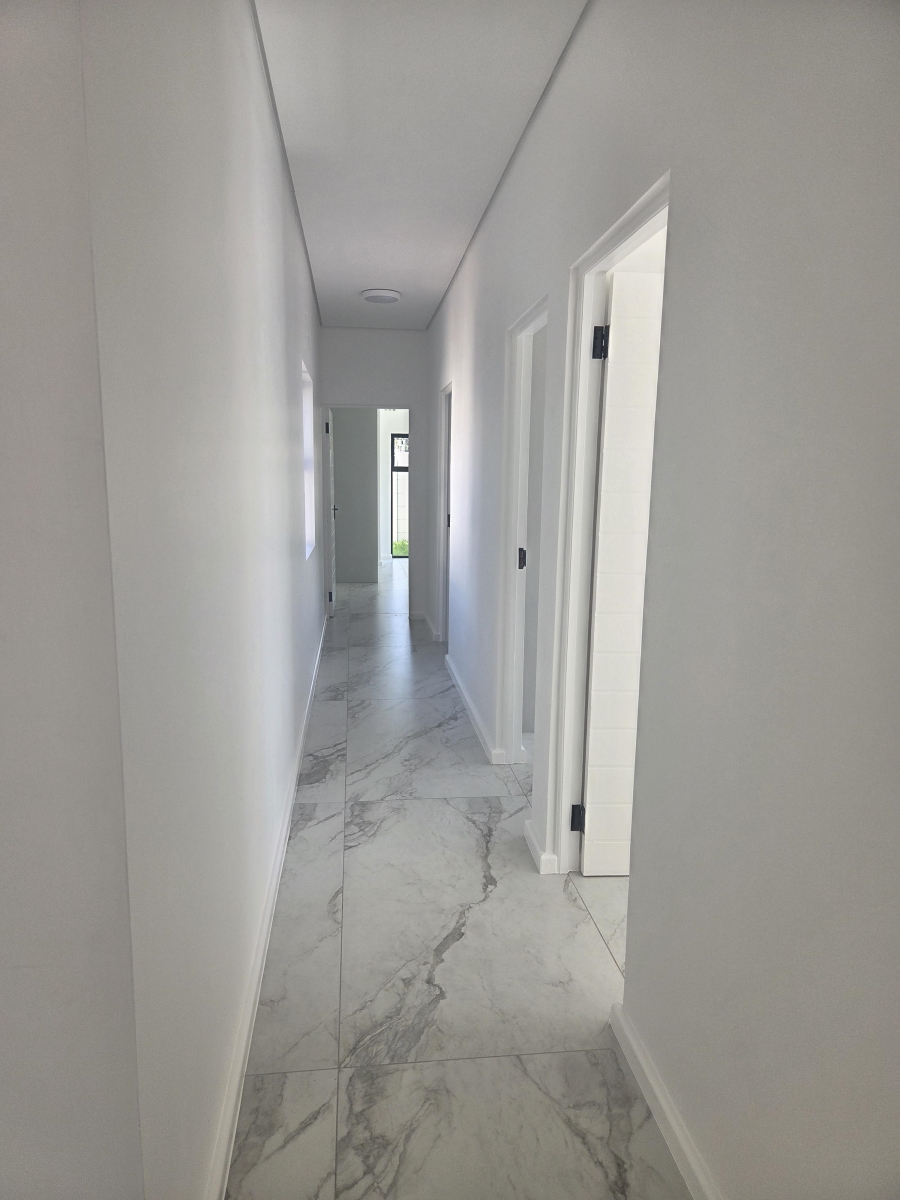 3 Bedroom Property for Sale in Soneike Western Cape